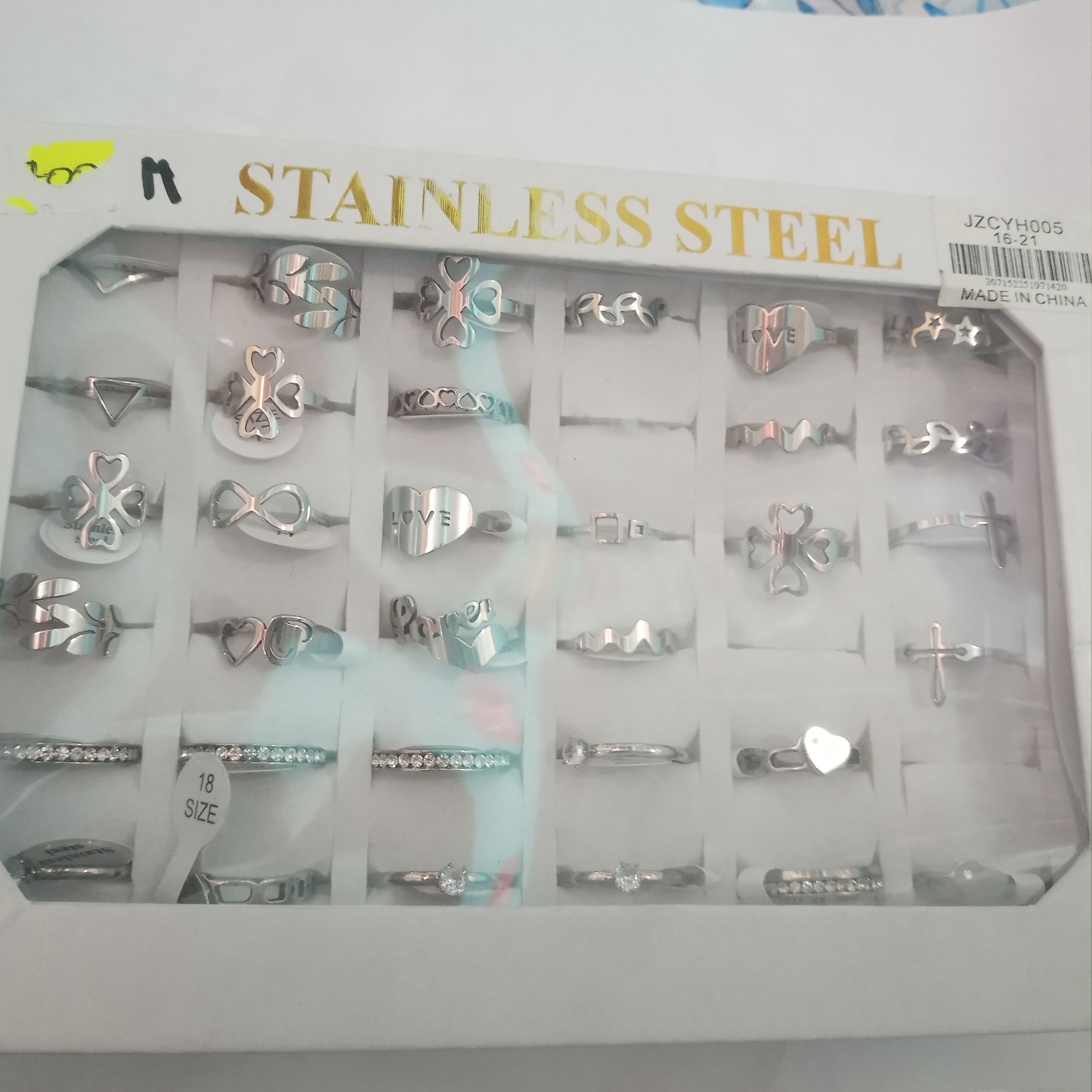 Anillos plateados